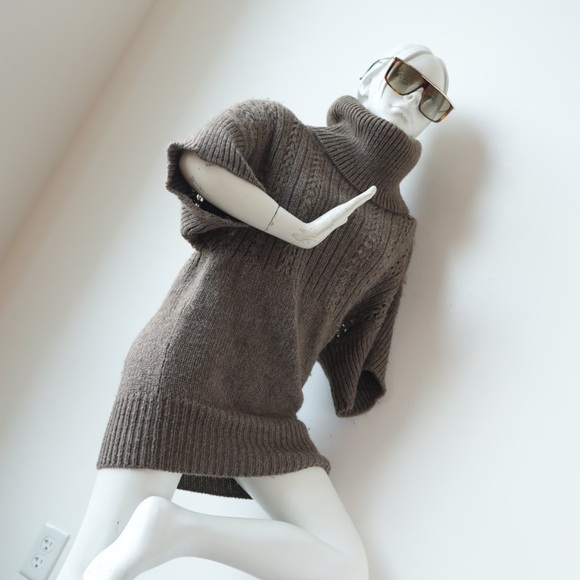 Elie Tahari Cashmere Tunic Sweater - Small - Picture 10 of 14